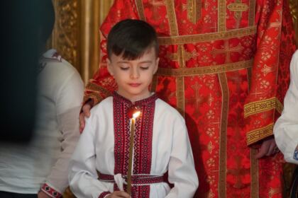 Liturghie şi filantropie la Catedrala Arhiepiscopală din Galaţi – fotografia 57