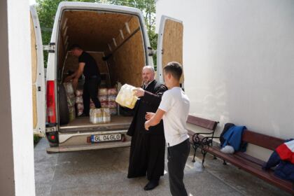 Un nou transport cu ajutoare pentru ucraineni – fotografia 29