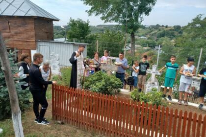 Activități de vară pentru copii în satul Fundeanu – fotografia 18