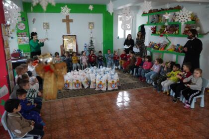 Daruri pentru copiii de la Grădiniţa parohială „Familia“ din Brăila – fotografia 10