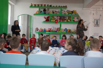 Daruri pentru copiii de la Grădiniţa parohială „Familia“ din Brăila – fotografia 15