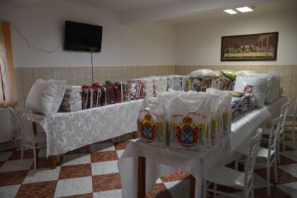 Parohia „Sf. Filofteia“ din Brăila a oferit sprijin semenilor aflaţi în dificultate – fotografia 4