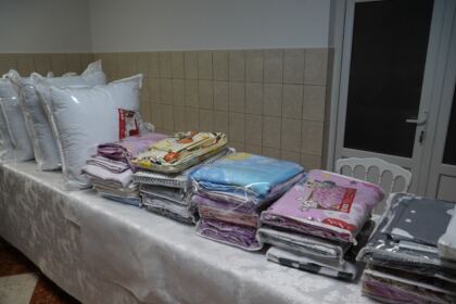 Parohia „Sf. Filofteia“ din Brăila a oferit sprijin semenilor aflaţi în dificultate – fotografia 5