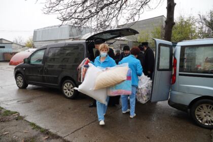 Parohia „Sf. Filofteia“ din Brăila a oferit sprijin semenilor aflaţi în dificultate – fotografia 17