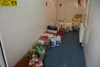 Parohia „Sf. Filofteia“ din Brăila a oferit sprijin semenilor aflaţi în dificultate – fotografia 22