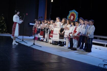 Tradiţionala serbare de colinde a Seminarului Teologic „Sfântul Andrei“ din Galaţi – fotografia 10