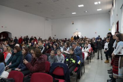 Concert de colinde în Parohia Nămoloasa Sat – fotografia 13