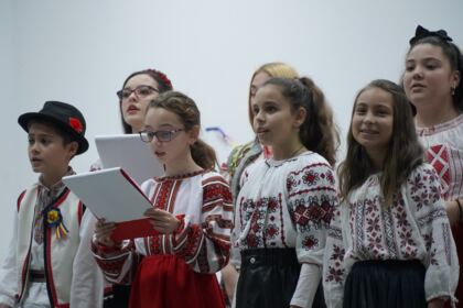 Concert de colinde în Parohia Nămoloasa Sat – fotografia 39