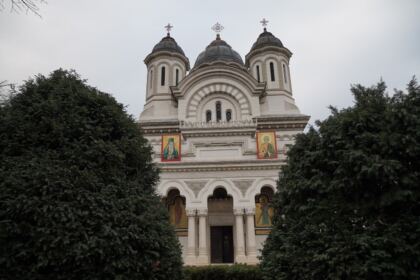 Festivalul de datini şi obiceiuri la Naşterea Domnului şi Anul Nou „Tudor Pamfile“ la Galaţi – fotografia 1