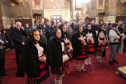 Festivalul de datini şi obiceiuri la Naşterea Domnului şi Anul Nou „Tudor Pamfile“ la Galaţi – fotografia 16