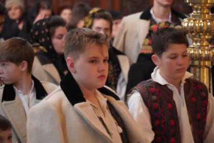 Festivalul de datini şi obiceiuri la Naşterea Domnului şi Anul Nou „Tudor Pamfile“ la Galaţi – fotografia 17
