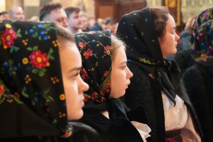 Festivalul de datini şi obiceiuri la Naşterea Domnului şi Anul Nou „Tudor Pamfile“ la Galaţi – fotografia 19