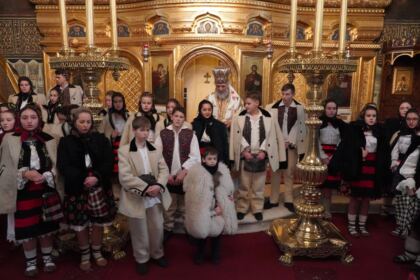 Festivalul de datini şi obiceiuri la Naşterea Domnului şi Anul Nou „Tudor Pamfile“ la Galaţi – fotografia 21