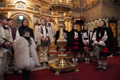 Festivalul de datini şi obiceiuri la Naşterea Domnului şi Anul Nou „Tudor Pamfile“ la Galaţi – fotografia 25