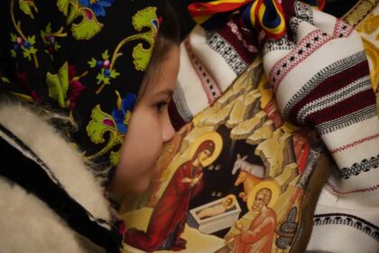 Festivalul de datini şi obiceiuri la Naşterea Domnului şi Anul Nou „Tudor Pamfile“ la Galaţi – fotografia 56