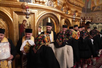 Festivalul de datini şi obiceiuri la Naşterea Domnului şi Anul Nou „Tudor Pamfile“ la Galaţi – fotografia 59