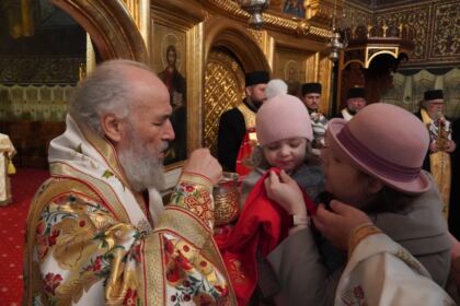 Festivalul de datini şi obiceiuri la Naşterea Domnului şi Anul Nou „Tudor Pamfile“ la Galaţi – fotografia 76