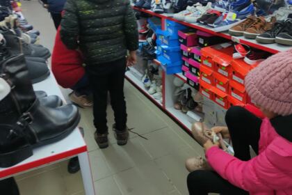 Daruri pentru 22 de copii din localitatea Slobozia Conachi, judeţul Galaţi – fotografia 4