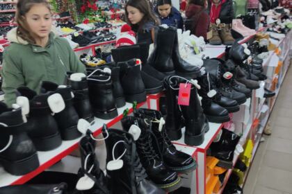 Daruri pentru 22 de copii din localitatea Slobozia Conachi, judeţul Galaţi – fotografia 6