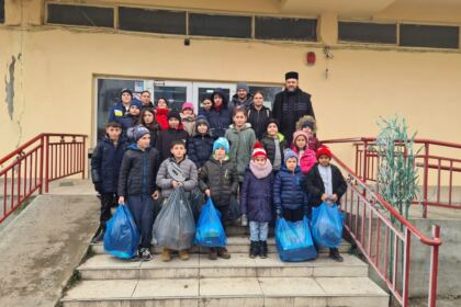 Daruri pentru 22 de copii din localitatea Slobozia Conachi, judeţul Galaţi – fotografia 10