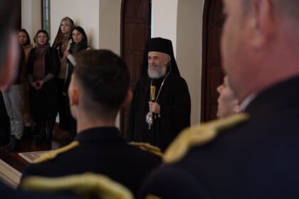Colindători la Centrul Eparhial al Arhiepiscopiei Dunării de Jos – fotografia 19