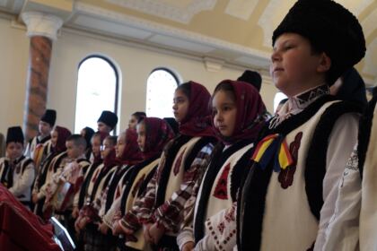 Colindători la Centrul Eparhial al Arhiepiscopiei Dunării de Jos – fotografia 25