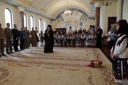 Colindători la Centrul Eparhial al Arhiepiscopiei Dunării de Jos – fotografia 72