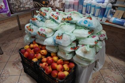 Parohia „Sfinţii Arhangheli Mihail şi Gavriil“ din Brăila a oferit daruri persoanelor nevoiaşe – fotografia 13