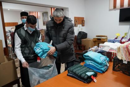 Parohia „Sfinţii Arhangheli Mihail şi Gavriil“ din Brăila a oferit daruri persoanelor nevoiaşe – fotografia 14