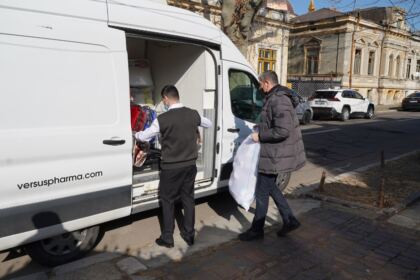 Parohia „Sfinţii Arhangheli Mihail şi Gavriil“ din Brăila a oferit daruri persoanelor nevoiaşe – fotografia 18