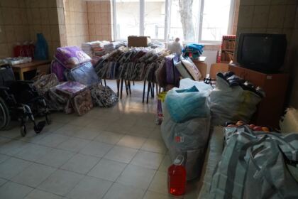 Parohia „Sfinţii Arhangheli Mihail şi Gavriil“ din Brăila a oferit daruri persoanelor nevoiaşe – fotografia 32