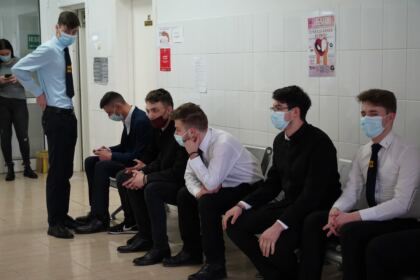 O nouă campanie de donare de sânge a elevilor seminarişti gălăţeni – fotografia 17