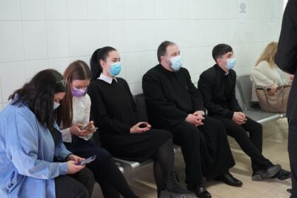 O nouă campanie de donare de sânge a elevilor seminarişti gălăţeni – fotografia 18