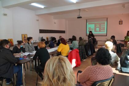 Simpozion studenţesc dedicat Sfântului Ioan Casian – fotografia 11