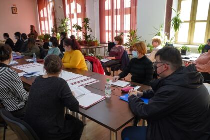 Simpozion studenţesc dedicat Sfântului Ioan Casian – fotografia 13