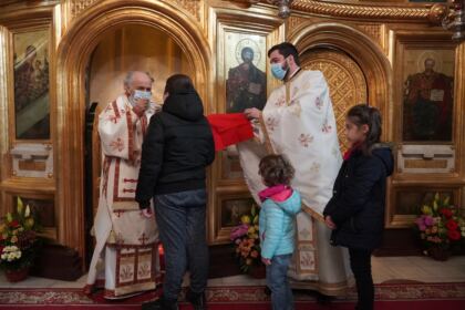 Liturghie şi filantropie în Arhiepiscopia Dunării de Jos – fotografia 12