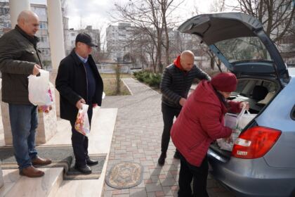 Liturghie şi filantropie în Arhiepiscopia Dunării de Jos – fotografia 7