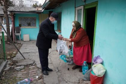 Liturghie şi filantropie în Arhiepiscopia Dunării de Jos – fotografia 12