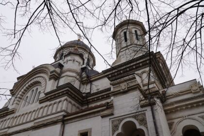 Ziua internaţională a scrisului de mână sărbătorită la Catedrala arhiepiscopală din Galaţi – fotografia 2