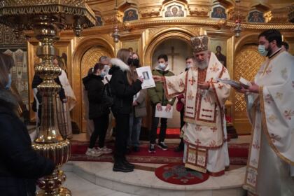 Ziua internaţională a scrisului de mână sărbătorită la Catedrala arhiepiscopală din Galaţi – fotografia 27