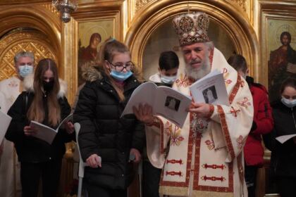 Ziua internaţională a scrisului de mână sărbătorită la Catedrala arhiepiscopală din Galaţi – fotografia 29