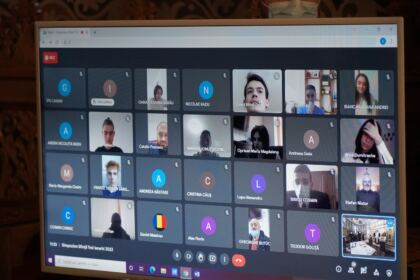 Simpozion interliceal organizat de Seminarul Teologic Ortodox „Sfântul Andrei“ din Galaţi – fotografia 22