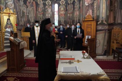 Simpozion interliceal organizat de Seminarul Teologic Ortodox „Sfântul Andrei“ din Galaţi – fotografia 34