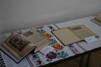 Simpozion studenţesc dedicat Sfinţilor Trei Ierarhi – fotografia 14