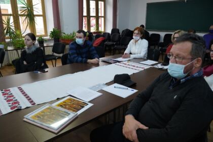 Simpozion studenţesc dedicat Sfinţilor Trei Ierarhi – fotografia 18