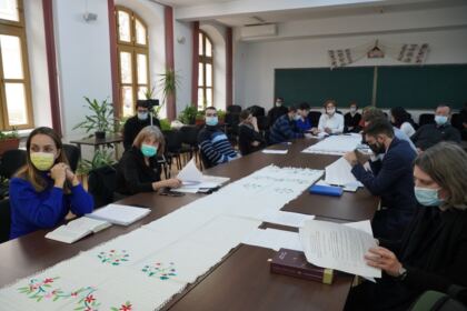 Simpozion studenţesc dedicat Sfinţilor Trei Ierarhi – fotografia 26