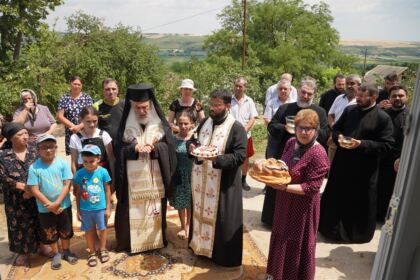 Casă pentru trei copii orfani de mamă din localitatea Brăhăşeşti – fotografia 21
