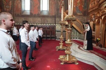 Binecuvântare arhierească pentru înscrierea la facultate – fotografia 18