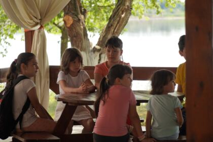 Activităţi de vară pentru copii în Eparhia Dunării de Jos – fotografia 5