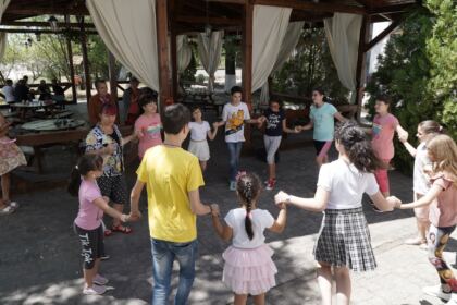 Activităţi de vară pentru copii în Eparhia Dunării de Jos – fotografia 30